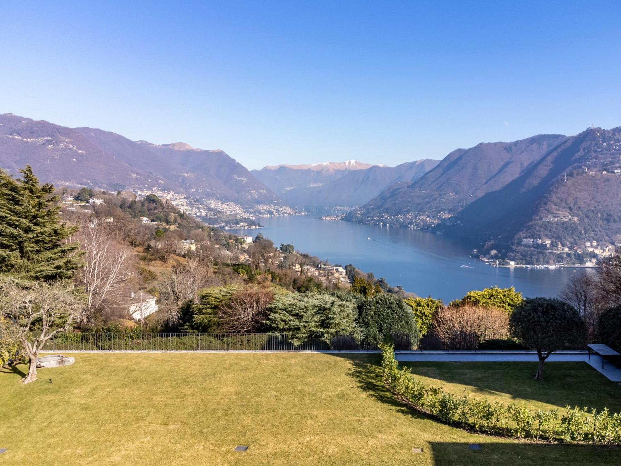Alex'S Luxury Lake View Apt Pool And Tennis Como Exterior photo